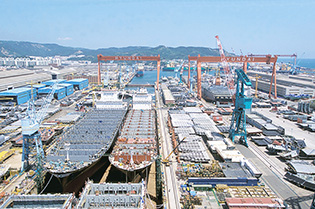 ≪連載≫造船市場シェア点検①/メガヤード時代、再編で変わる競争環境